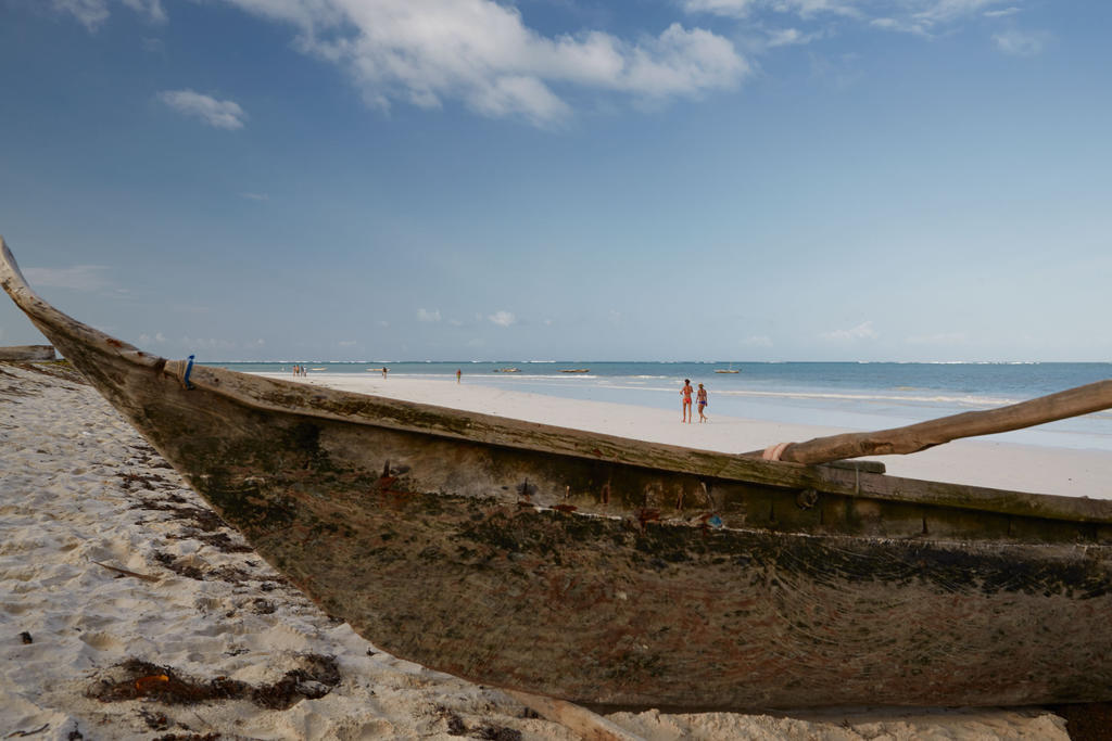 Neptune Village Beach Resort & Spa Galu 외부 사진