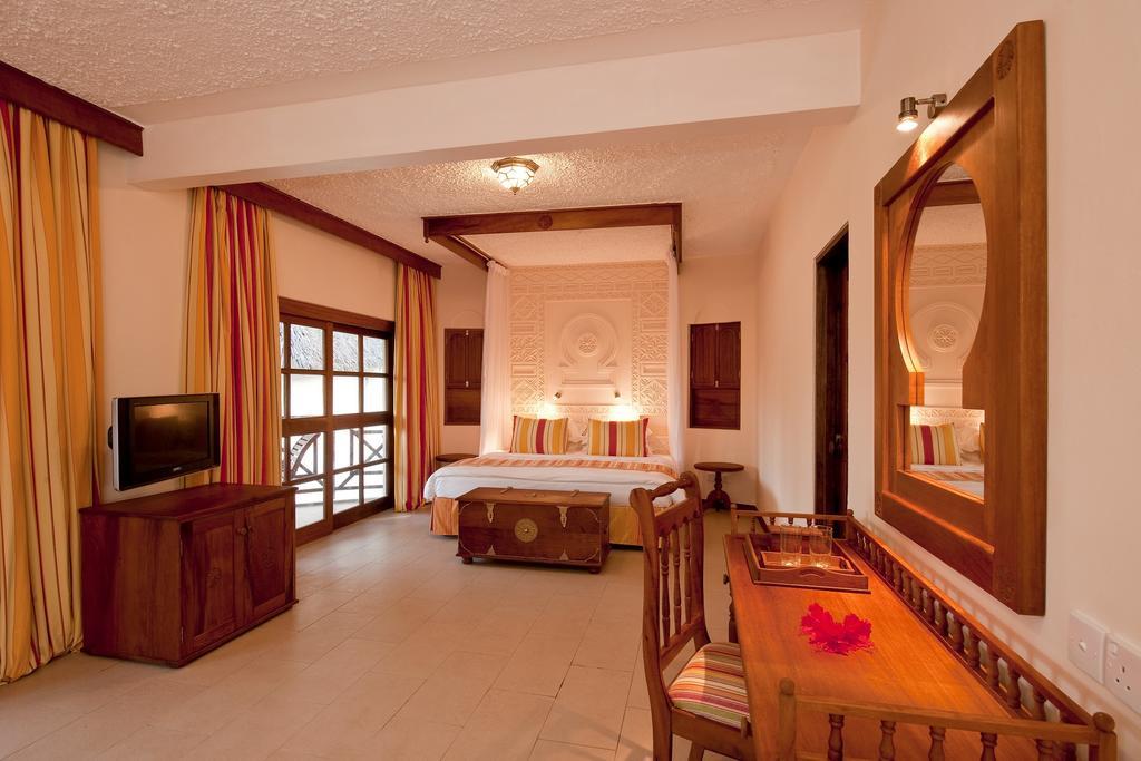 Neptune Village Beach Resort & Spa Galu 외부 사진