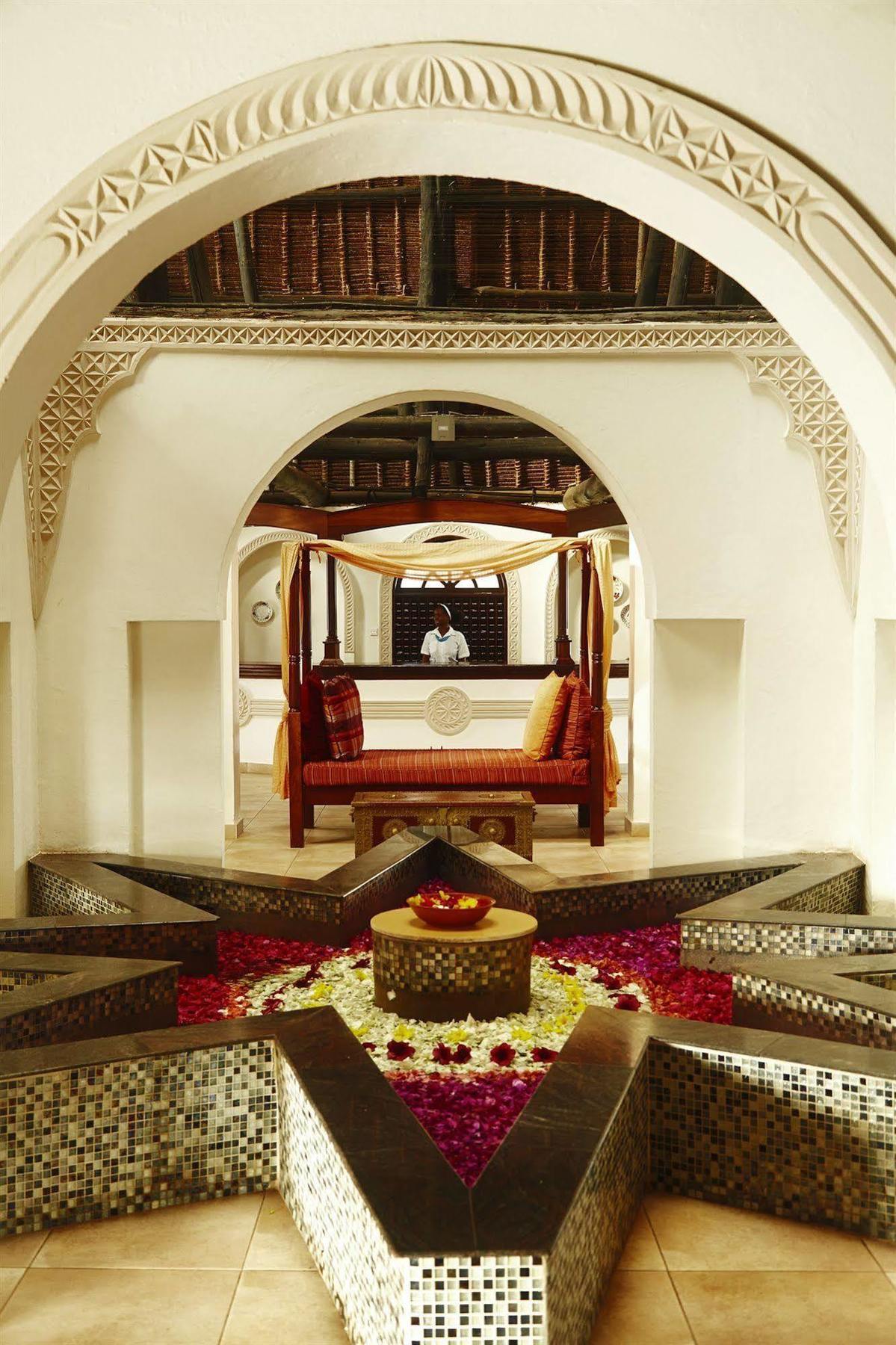 Neptune Village Beach Resort & Spa Galu 외부 사진