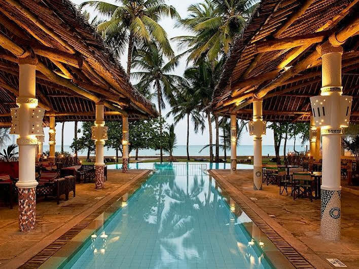 Neptune Village Beach Resort & Spa Galu 외부 사진